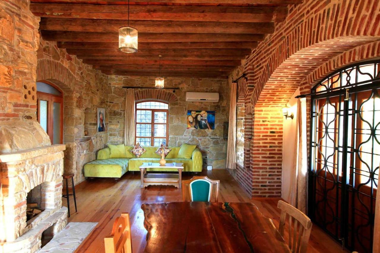 Side Cottagehause Екстер'єр фото